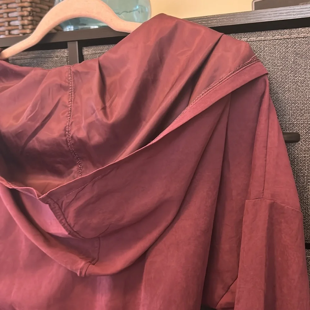 🌷3 items for $30🌷 ▪️ SHEIN ▪️ Burgundy Lightweight Jacket - Picture 10 of 12